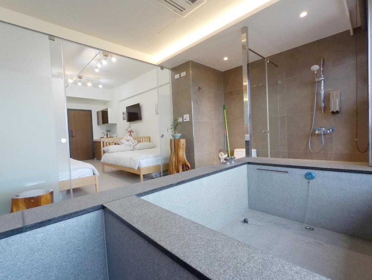 Ferienwohnung Hot Spring Beauty Soup Toucheng Exterior foto